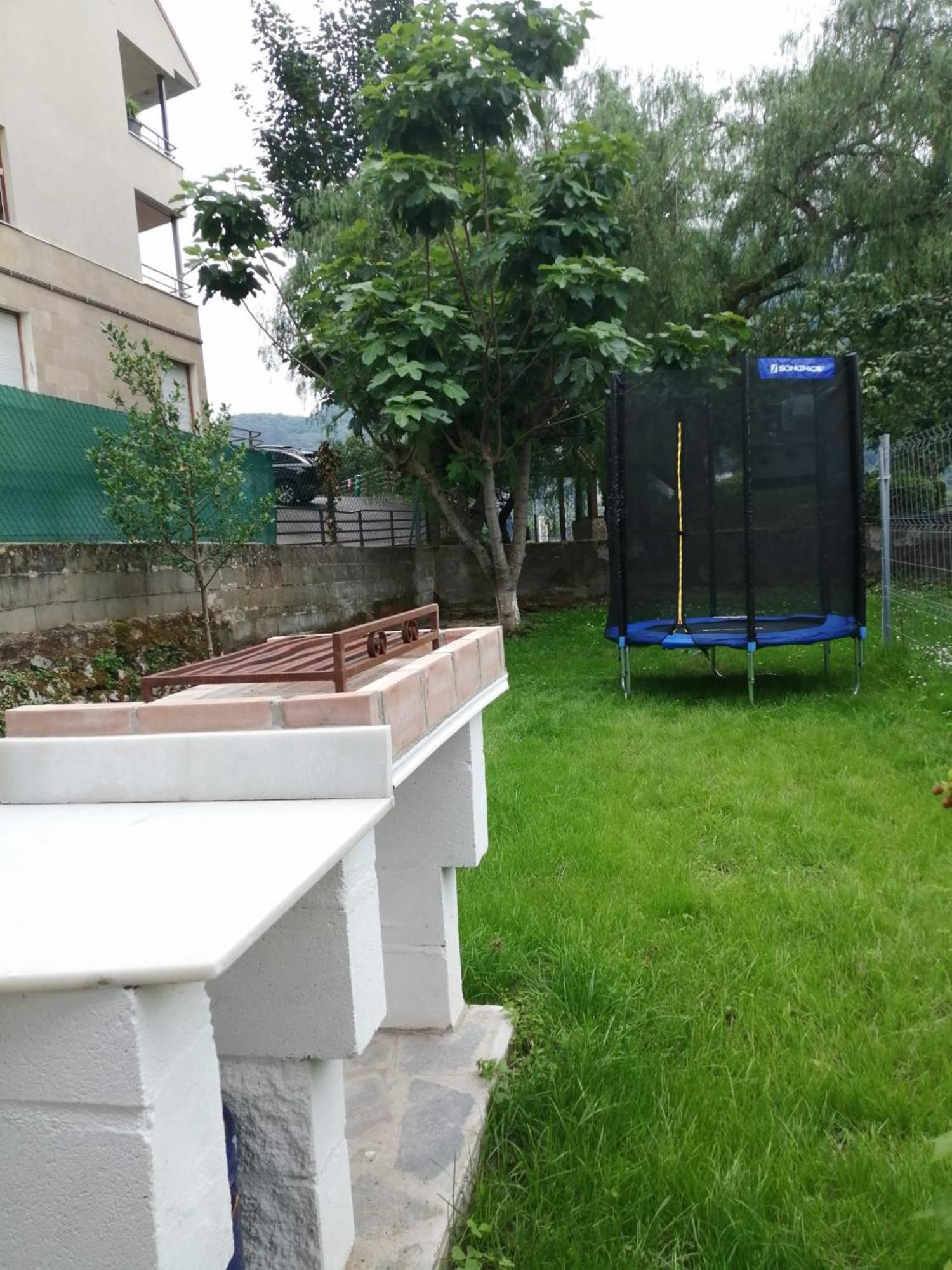 Vegalmar Apartment Limpias Luaran gambar